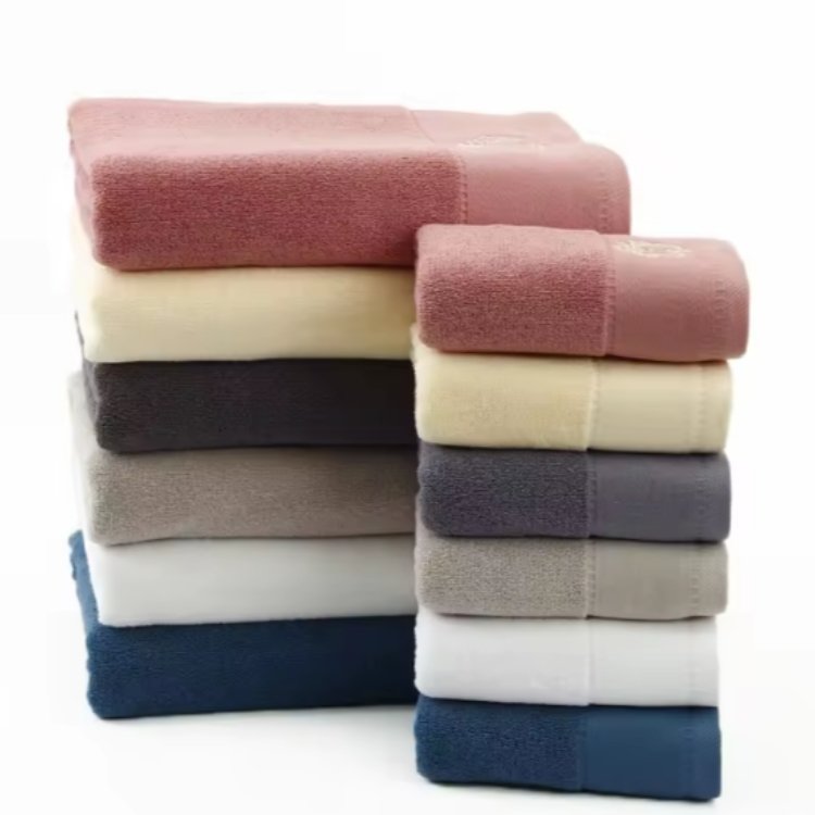 5 Star Hotel Towels Custom logo Cotton Gym Bench Towel Solid Color Infinity Sport Towel with Magnet Woven Technique